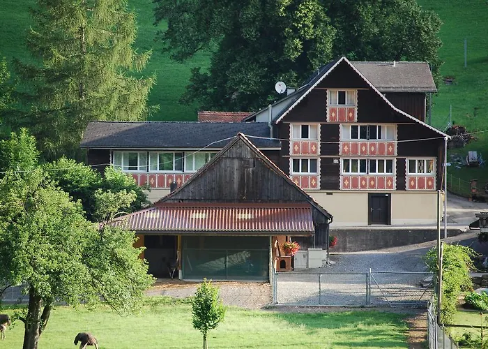 Haus Zur Krone Oda ve Kahvaltı 3*