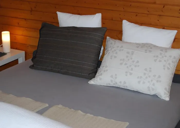 Haus Zur Krone Bed & Breakfast 3*