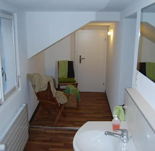 Haus Zur Krone Bed & Breakfast